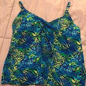Women’s Swim Suit Top Size 1X